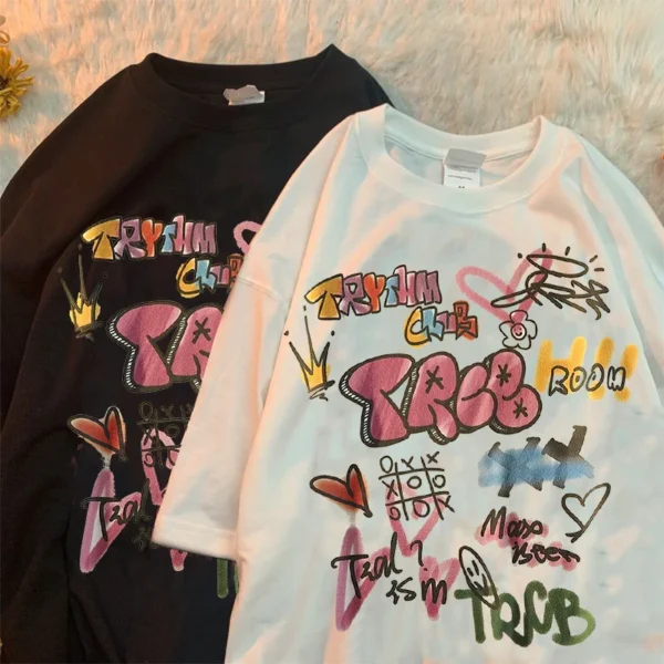 Women Vintage doodle  Oversized Short Sleeve Shirt Man Summer Hip Hop T-shirt Streetwear Lady Clothes Loose Letter Printing Top - Image 2